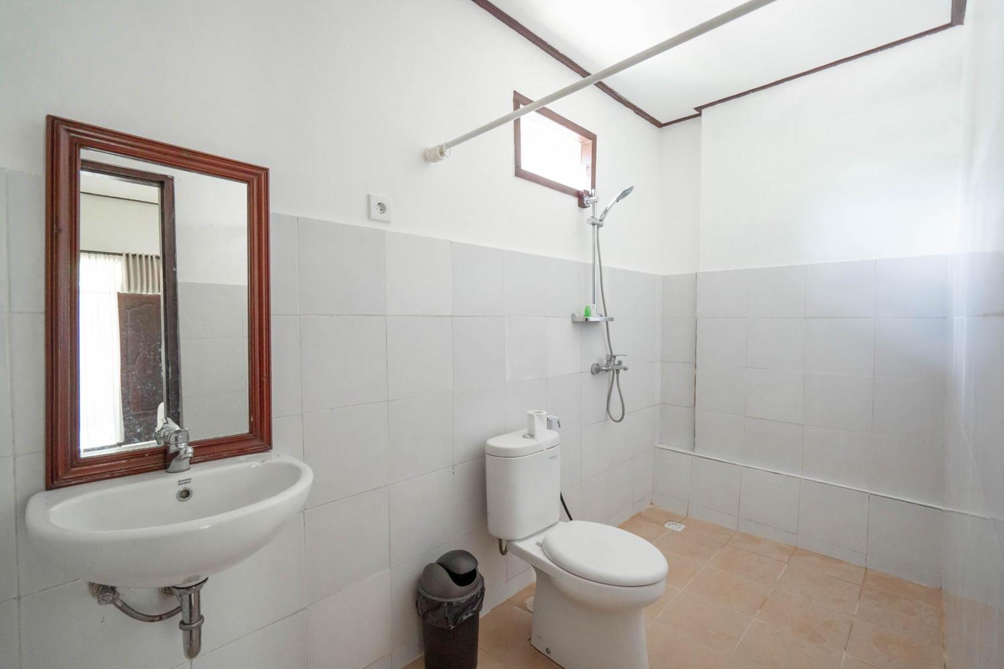 Brisk Homestay Uluwatu Redpartner מראה חיצוני תמונה